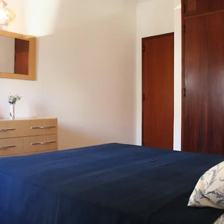Apartament - Tranquilidade Junto A E Ao Centro!